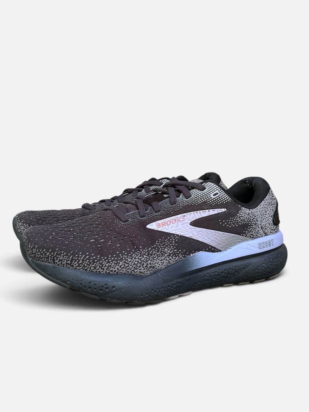 Brooks Ghost 16 Running Shoe in Ebony/Lavender/Copper Size 9